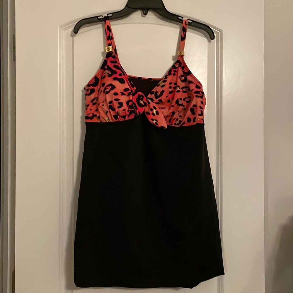 Orange , black and gold swimsuit (18)